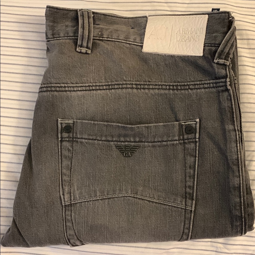 100 Authentic Giorgio Armani Gray Denim Jeans with Textured Fabric